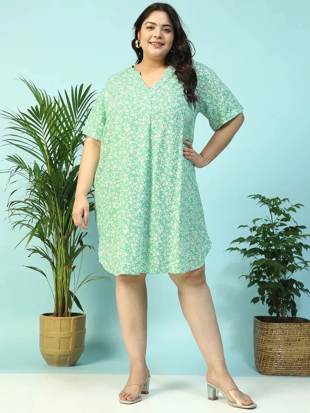 Heavenly Green Floral Print V- Neck Short Sleeve Plus Size Women Dress - Image 3
