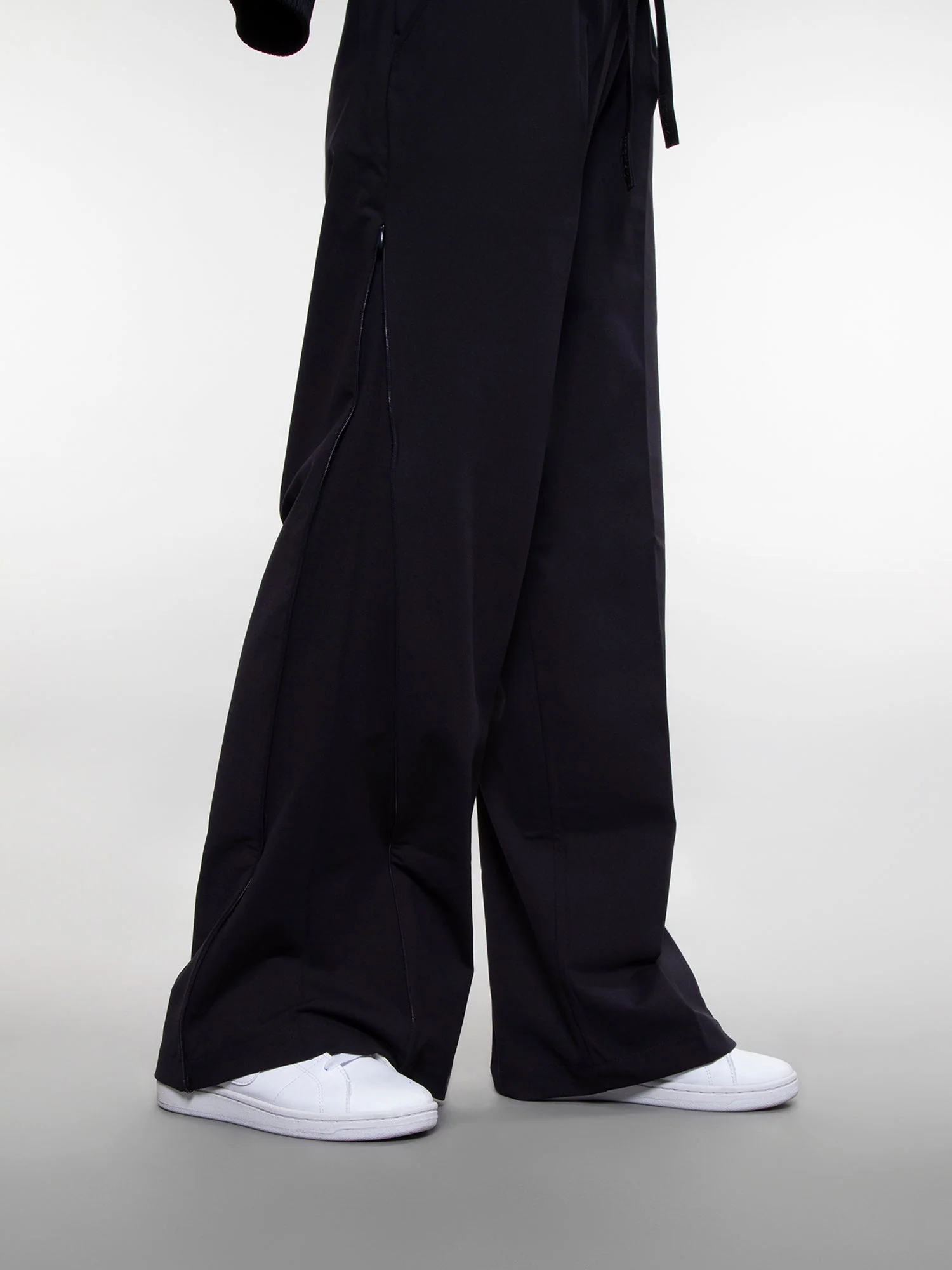 High-performance pants - Image 24