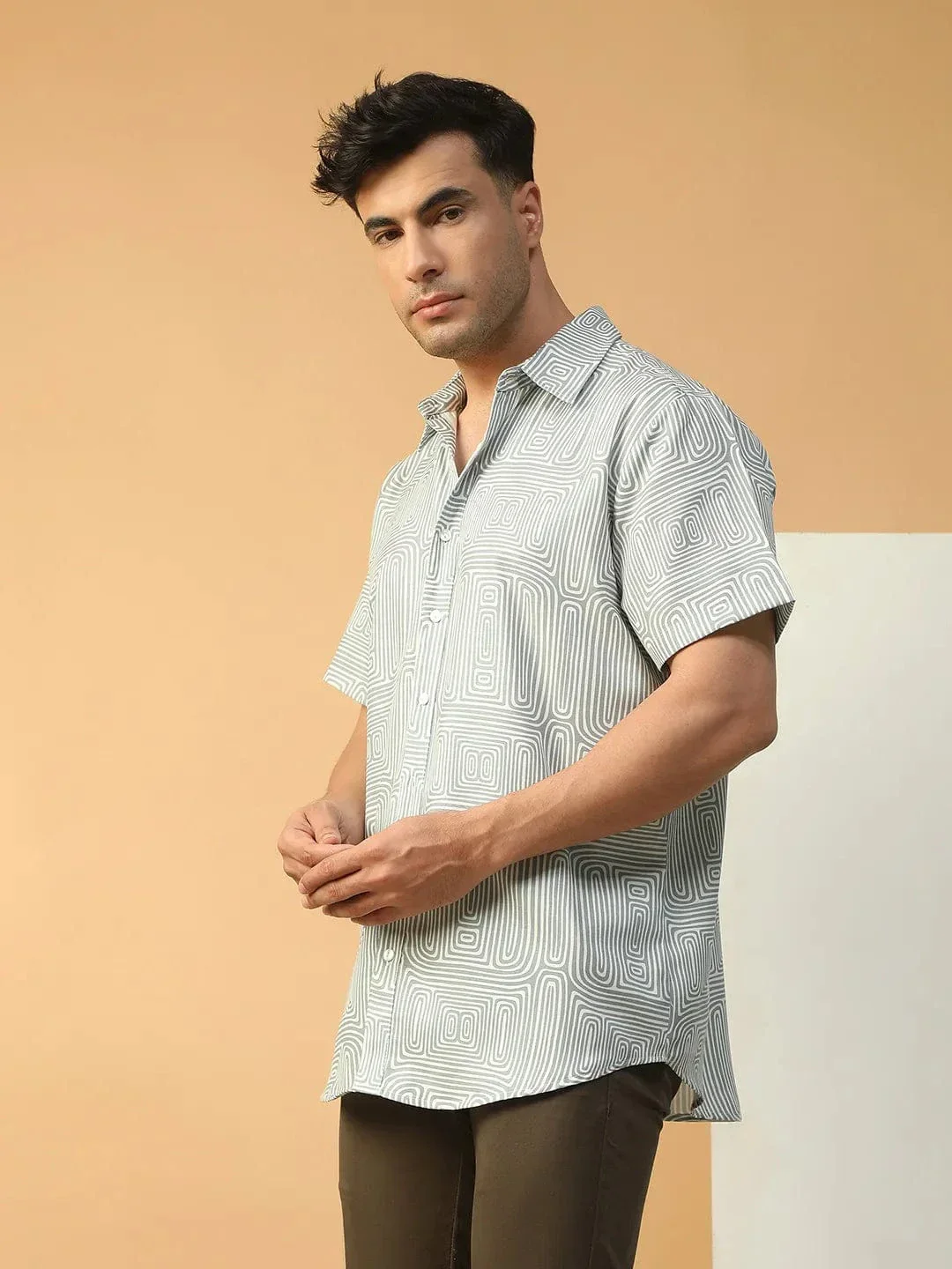 Hunk Light Green Geometric Print Collared Short Sleeve Men Oversized Shirt - Image 4