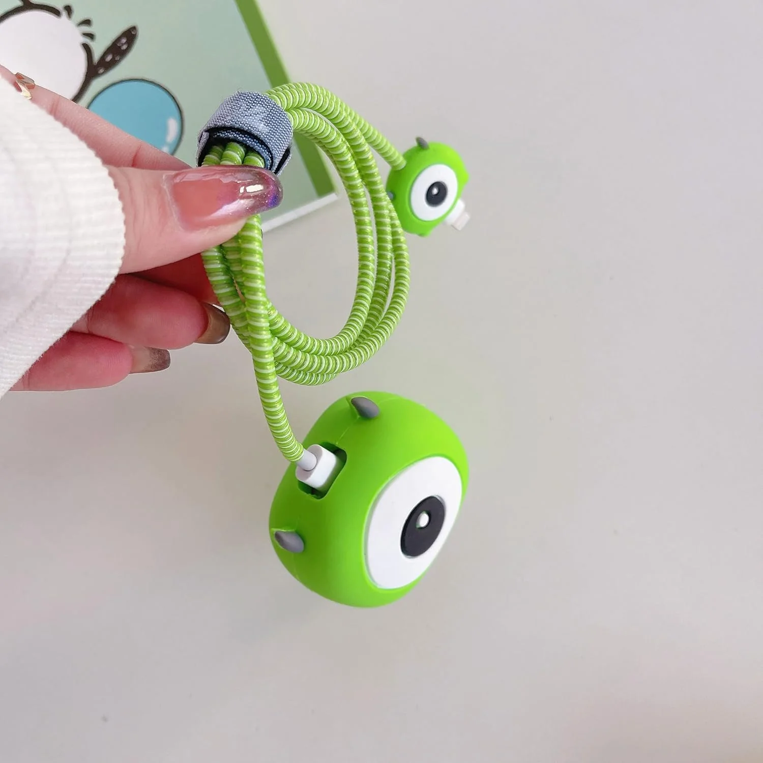 Iphone Charger Case Cover - Cyclope - 4 Piece Set - Image 8