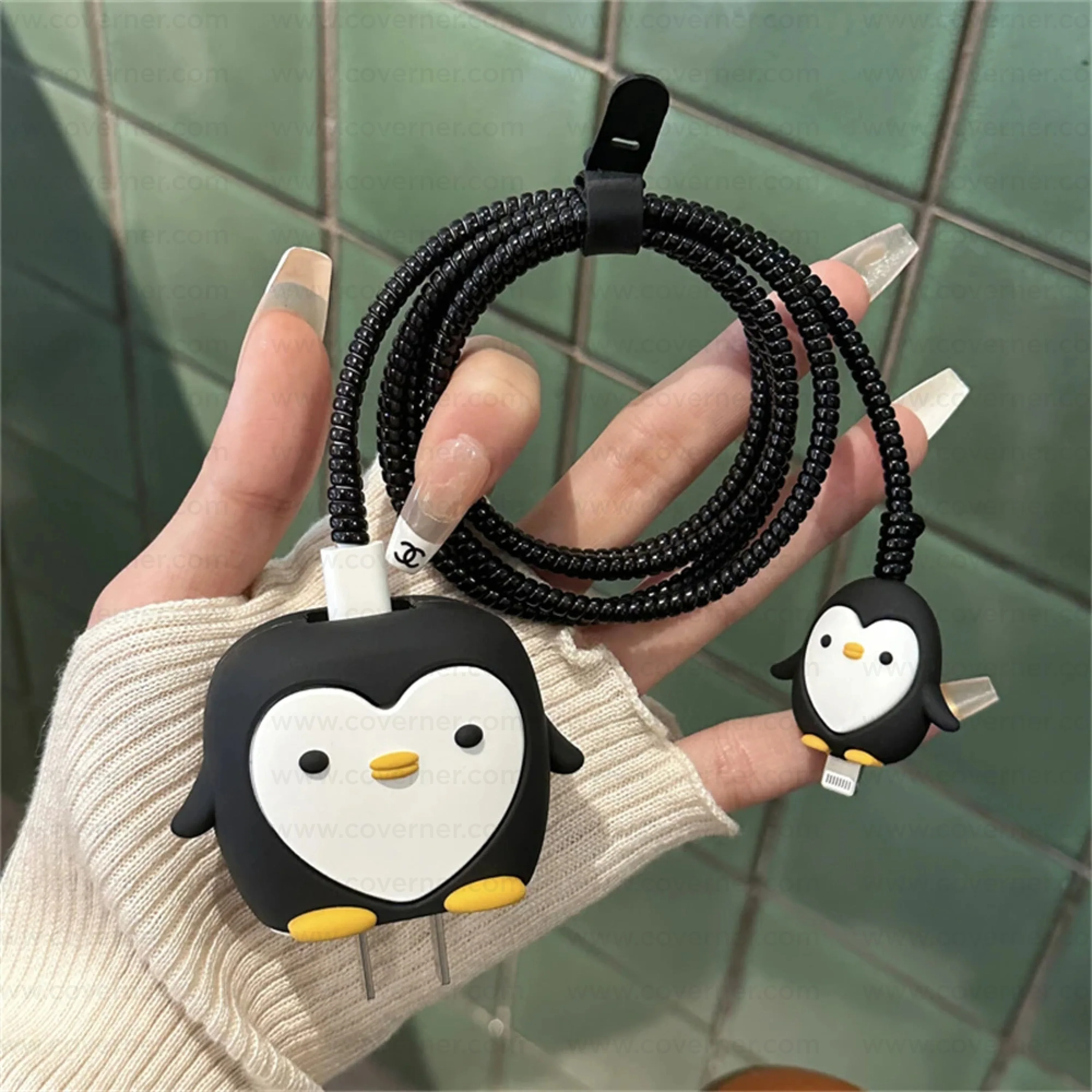 Iphone Charger Case Cover - Penguin - 4 Piece Set (With Wire Protector) - Image 9