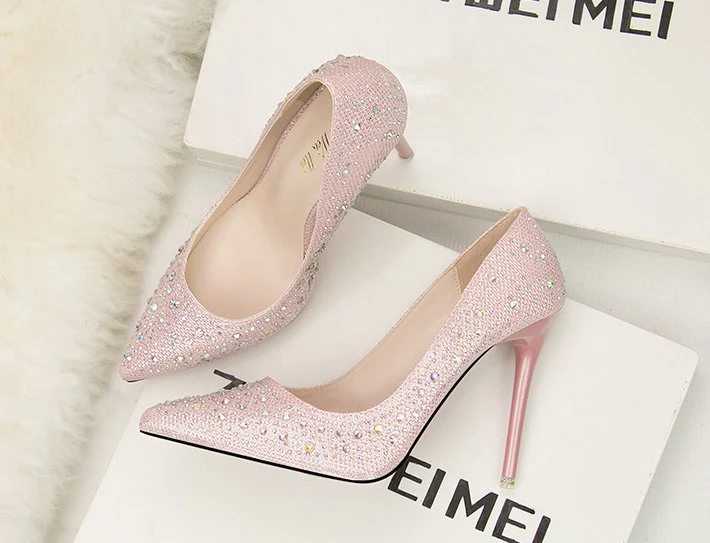 Isla Embellished Pumps - Image 6