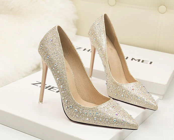 Isla Embellished Pumps - Image 9