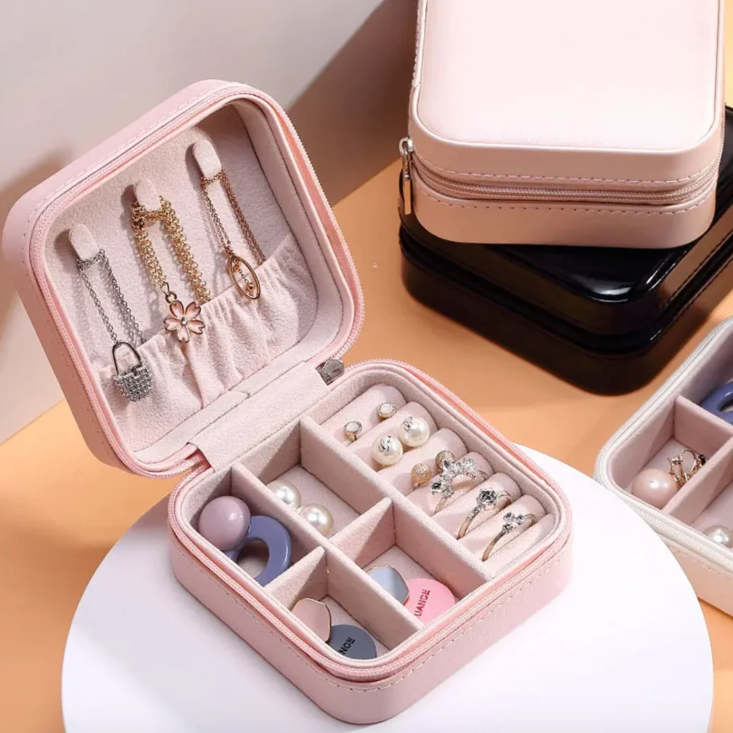 Jewellery Organizer (Any random colour) - Image 6