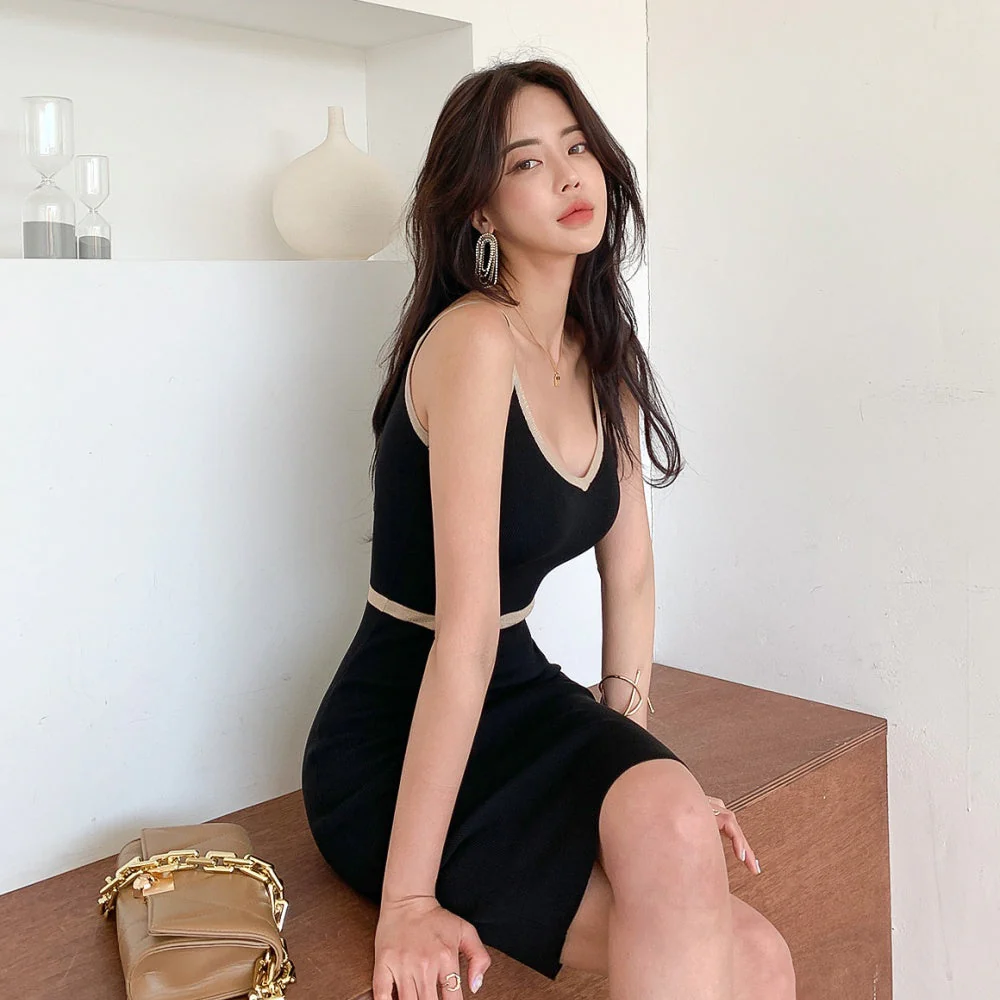 Jocelyn Knit Dress - Image 4