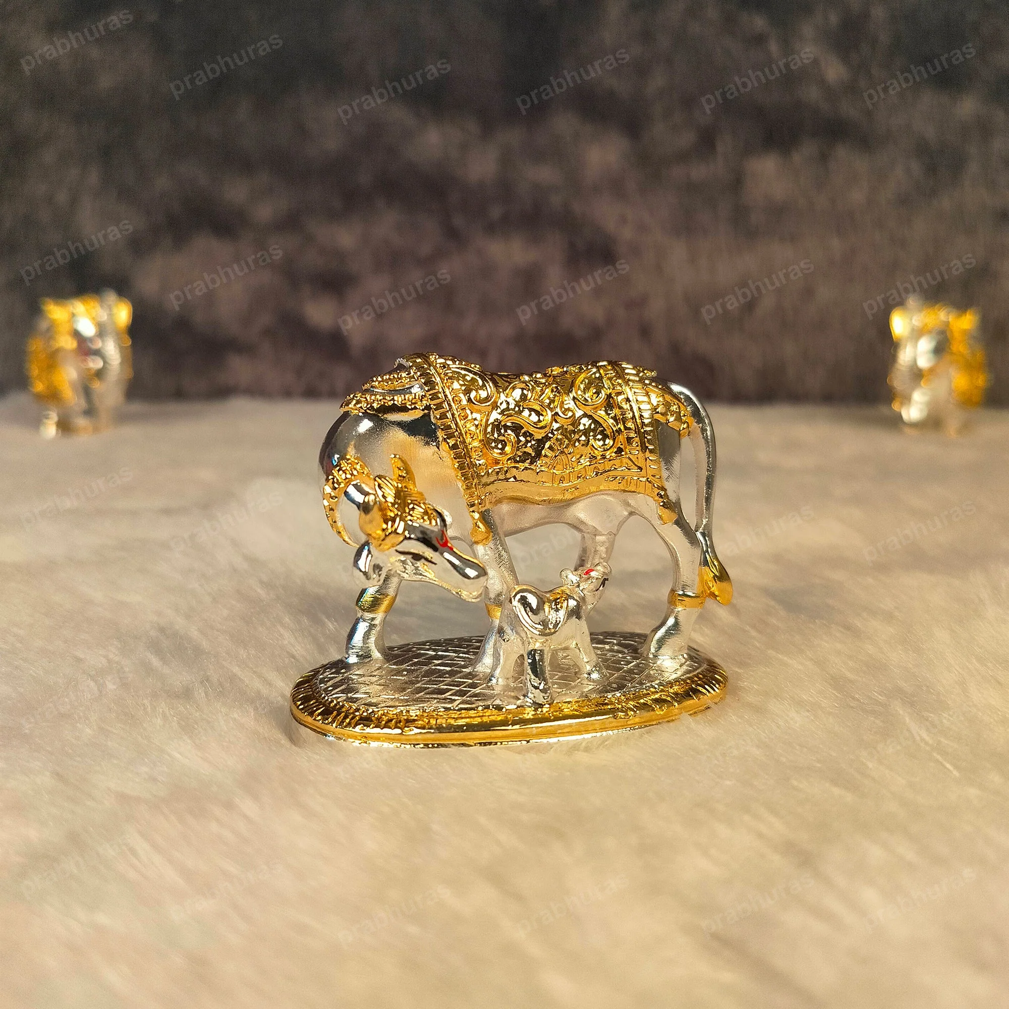 Kamdhenu Cow and Calf Statue Gold And Silver Coated - Image 2