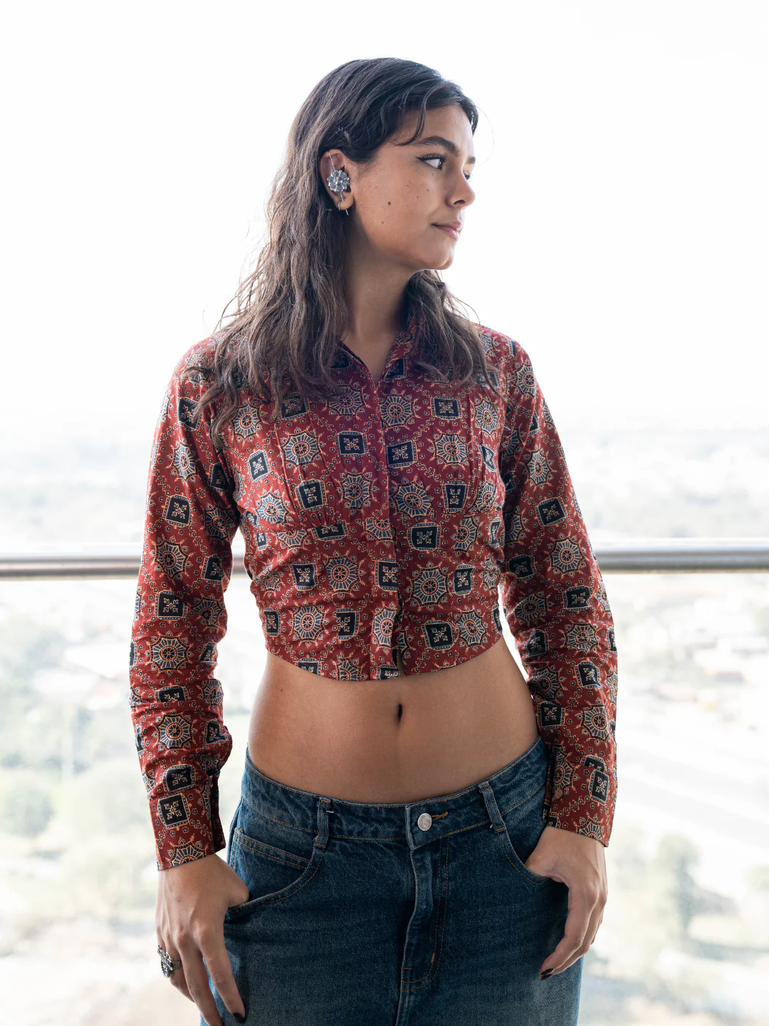Laal Gulaal - Image 4