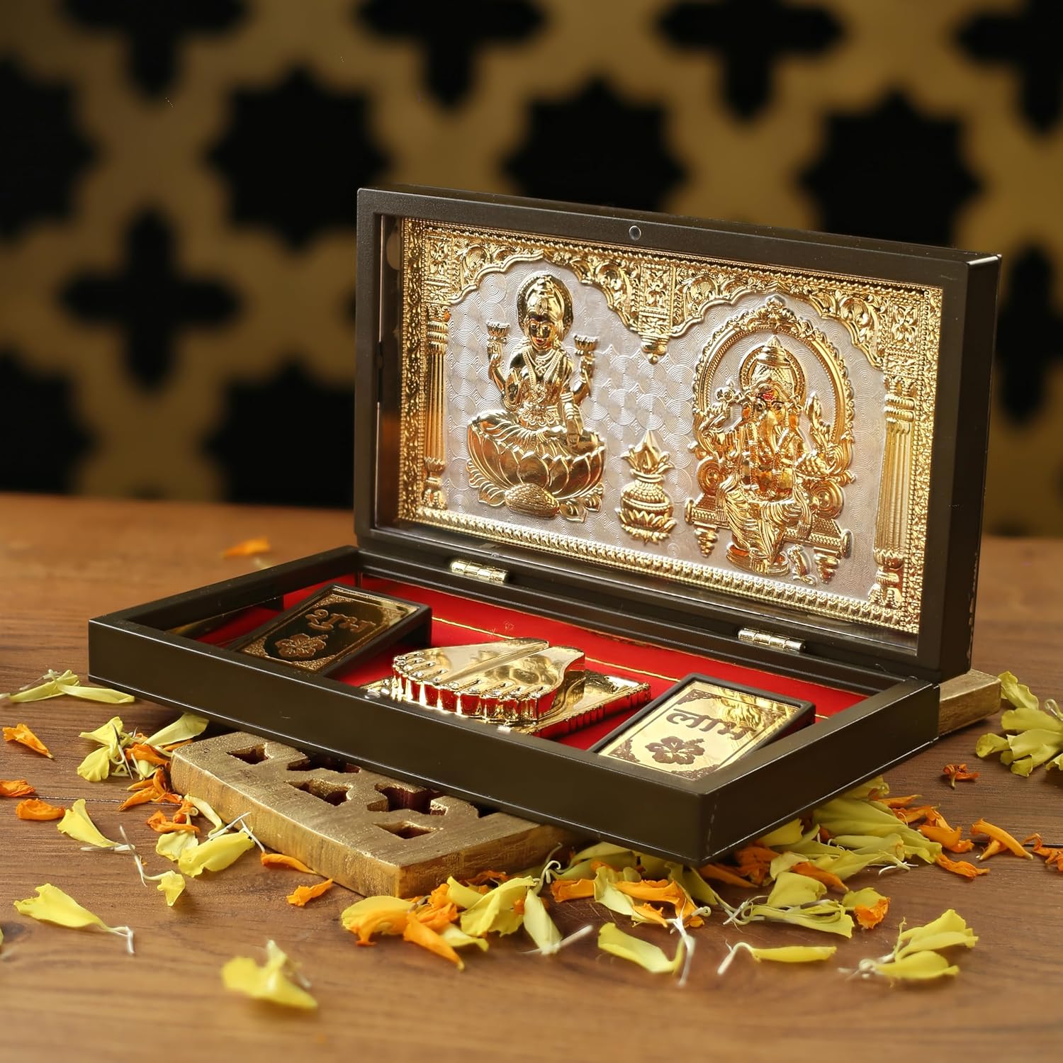 Laxmi Ganesh Pocket Temple (24 Karat Gold Coated) - Image 9