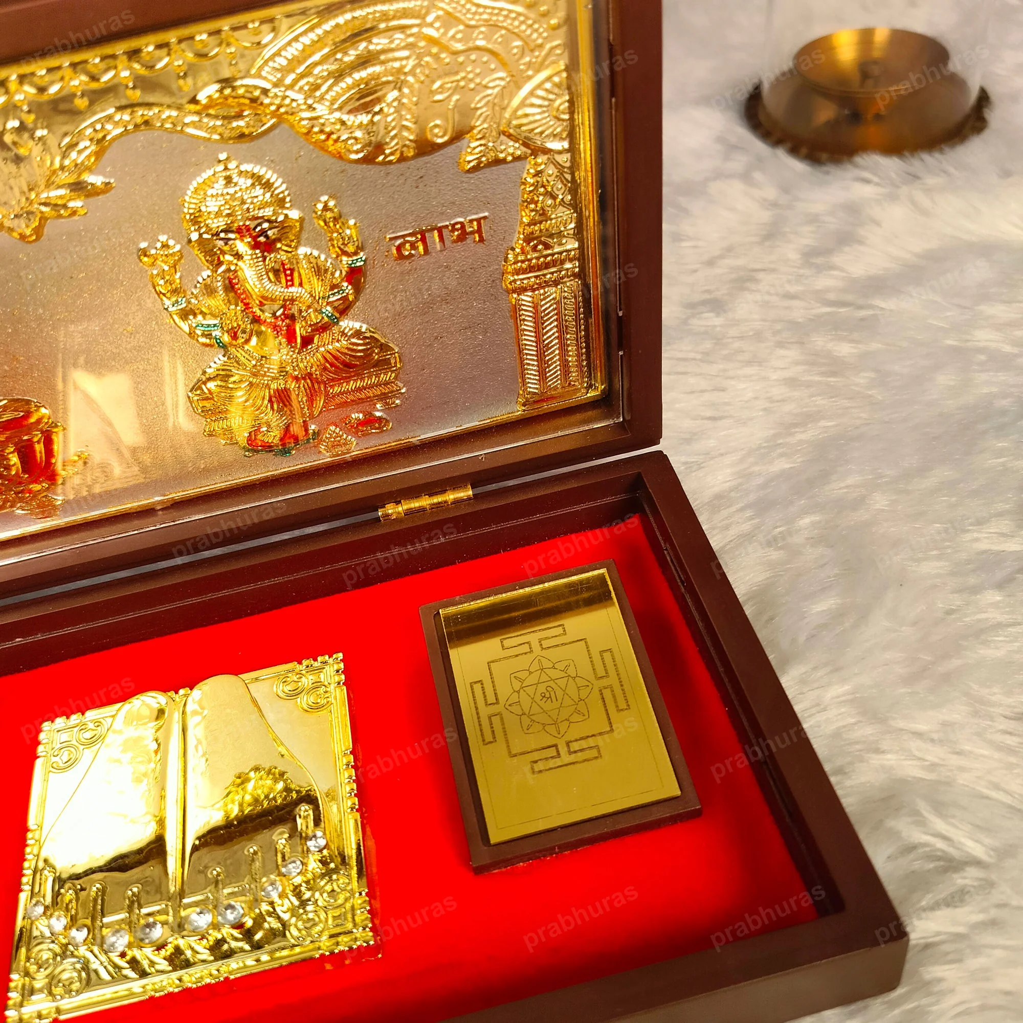 Laxmi Ganesh Pocket Temple (24 Karat Gold Coated) - Image 6