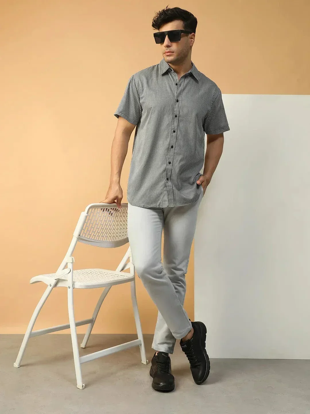 Legend Black Stripe Print Collared Short Sleeve Men Oversized Cotton Shirt - Image 8