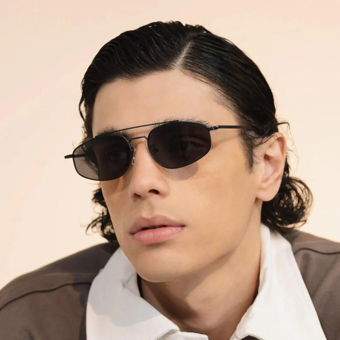 Leon Black Oval Sunglasses - Image 4