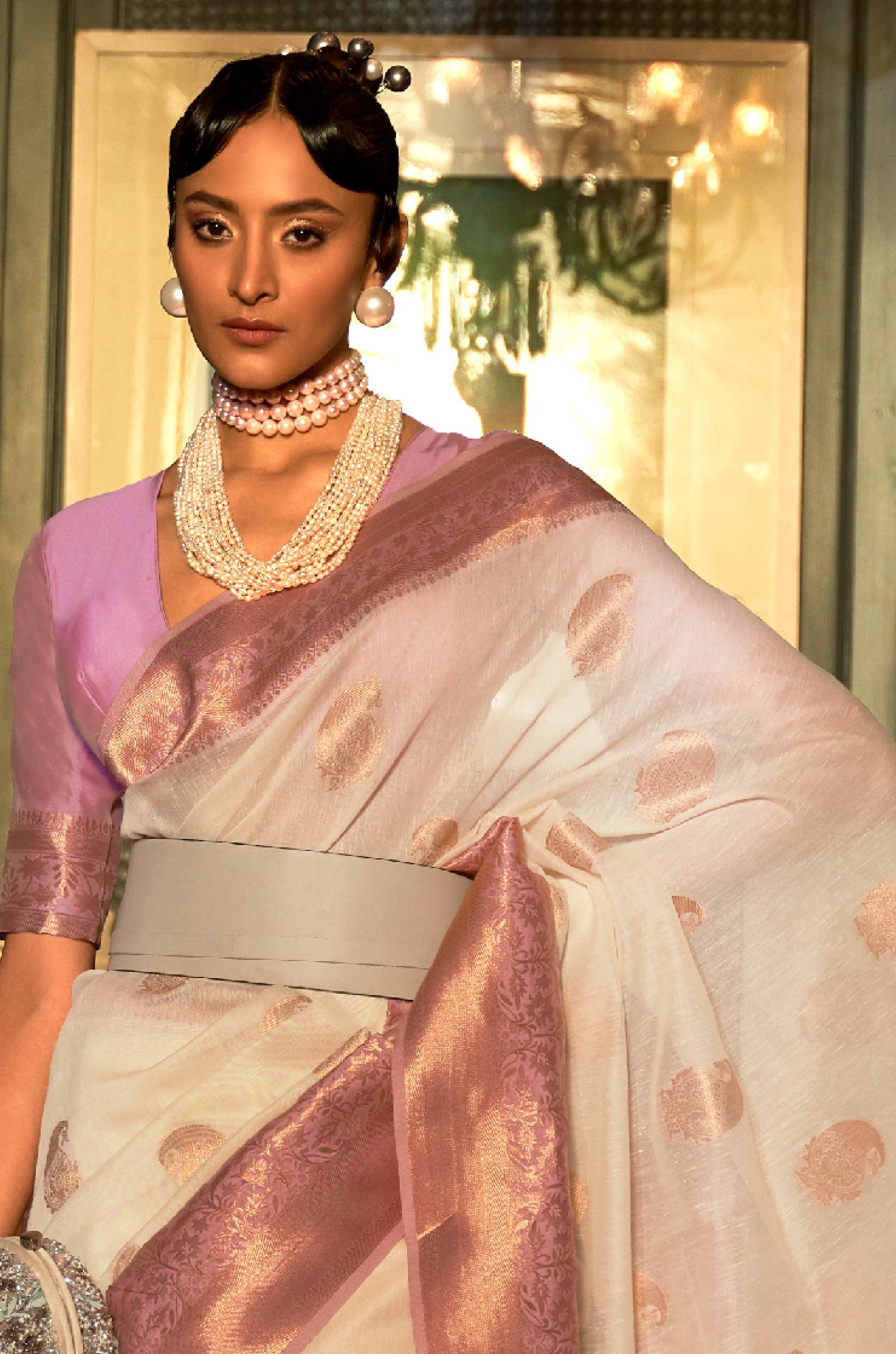 Light Purple Woven Linen Saree - Image 4