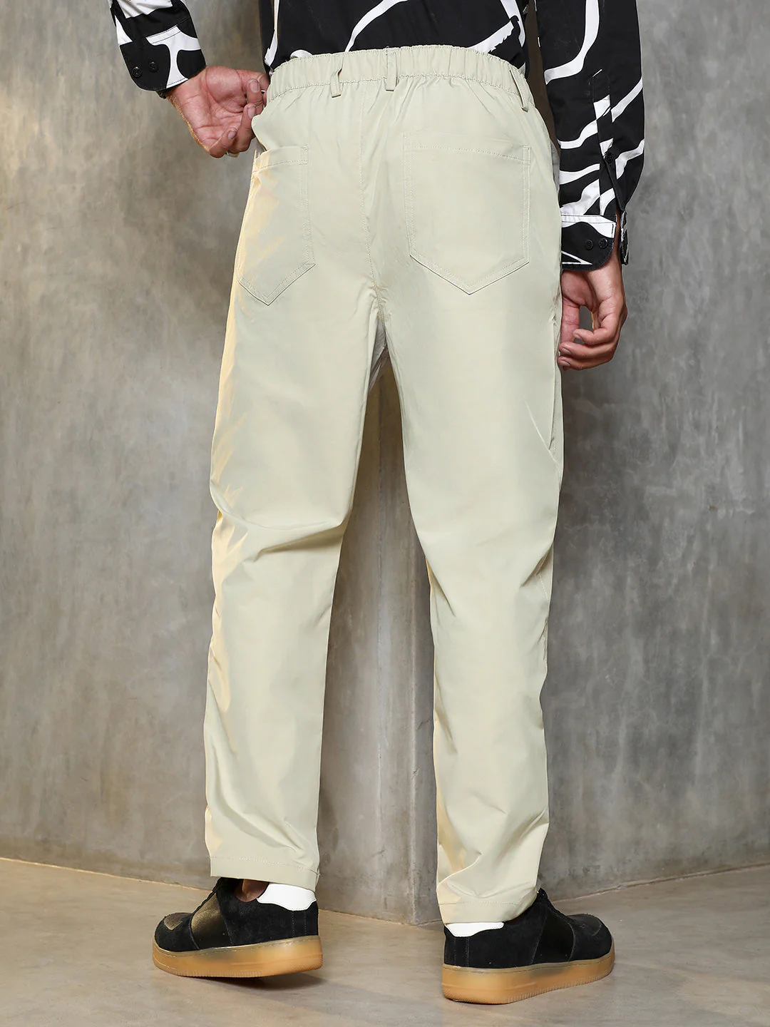 Lightweight - Pleated Parachute Trousers - Image 11