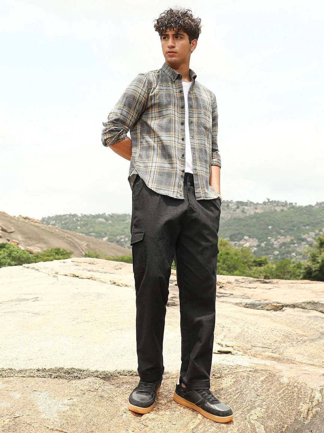 Lightweight - Pleated Utility-Tapered Trousers - Image 6