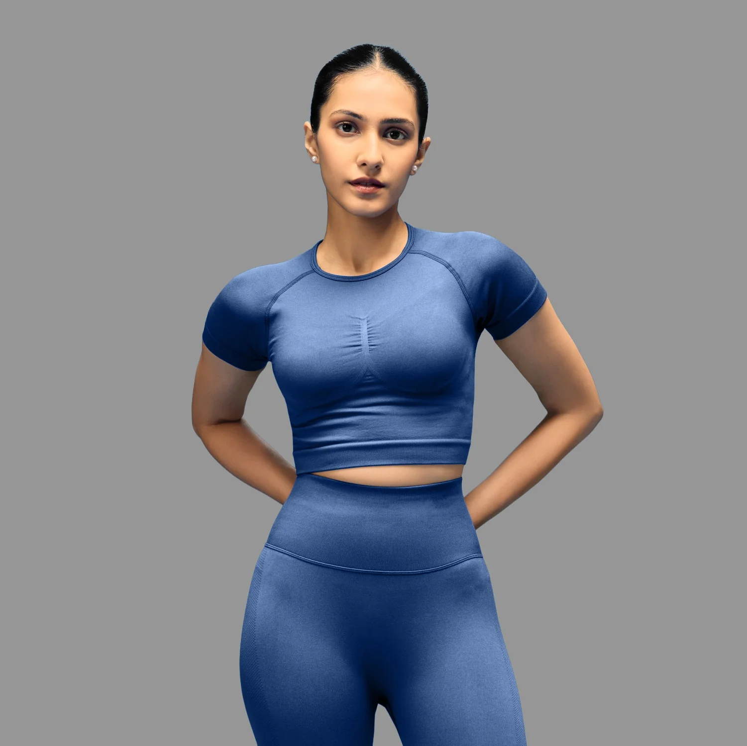 Limitless snatched Short sleeved crop top- Navy Blue - Image 2