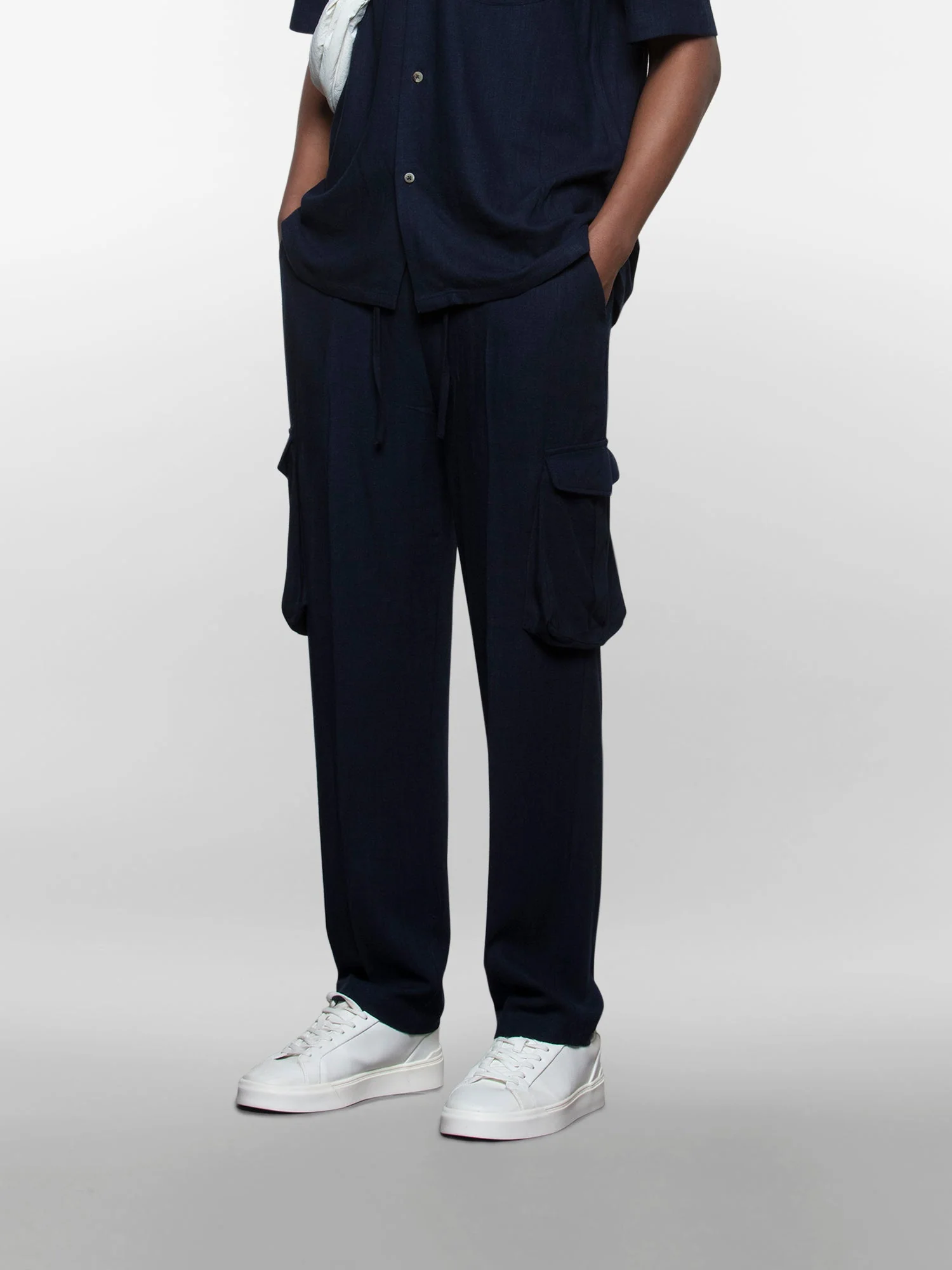 Linen cargos - Image 24