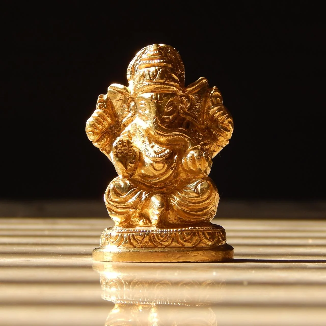 Lord Ganesh Idol - Image 5