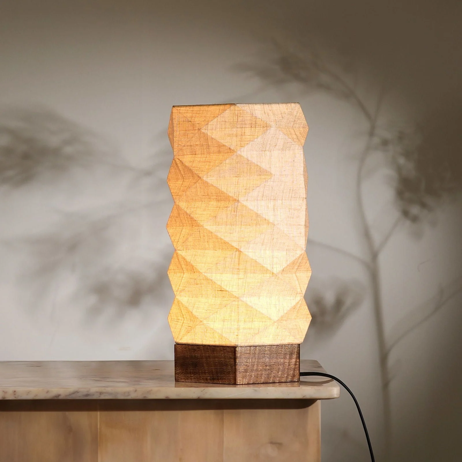Lumihexa Table Lamp