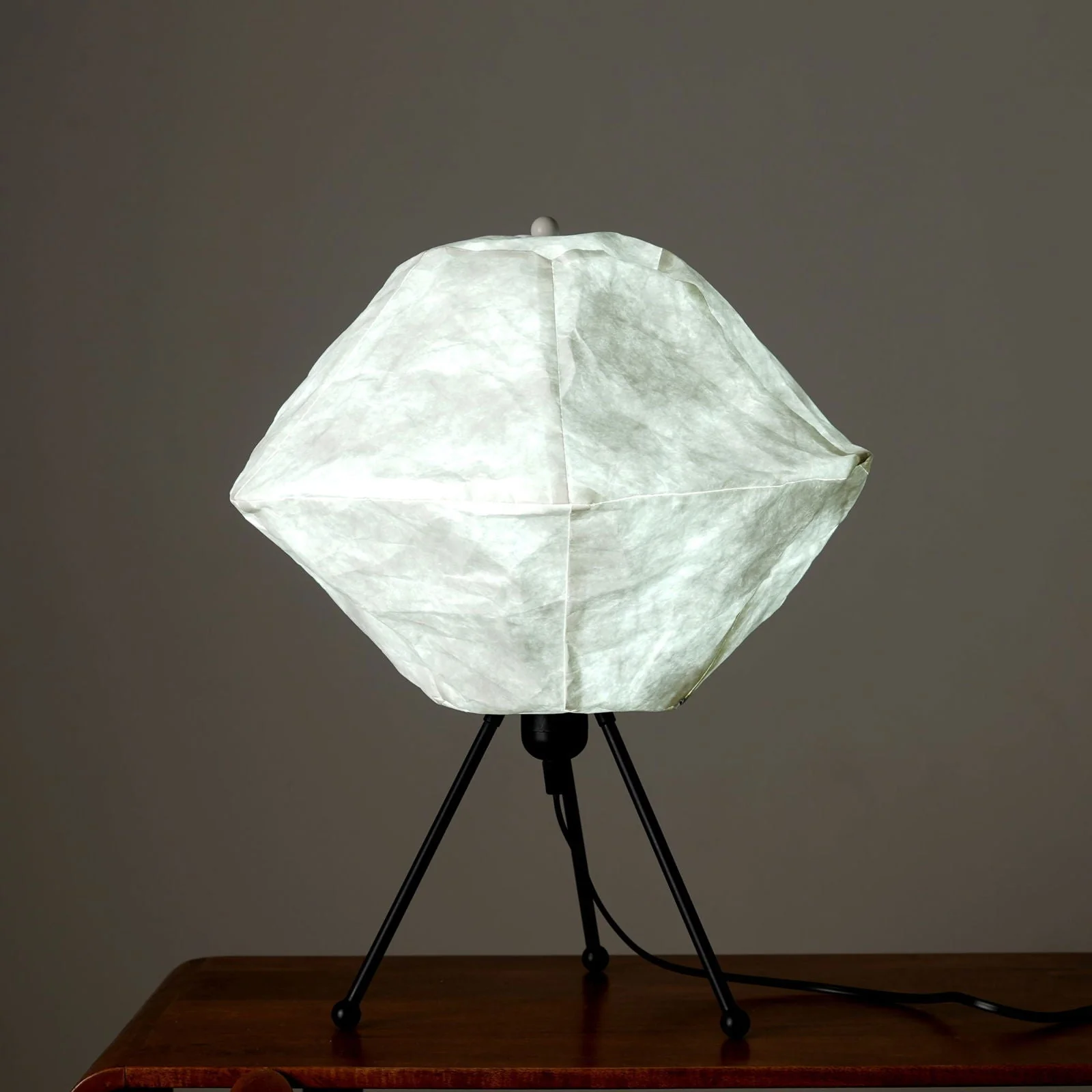 Luna Table Lamp - Modern And Scandinavian Design, Tear-Resistant Lamp Shade, Metal Tripod Legs - Image 2