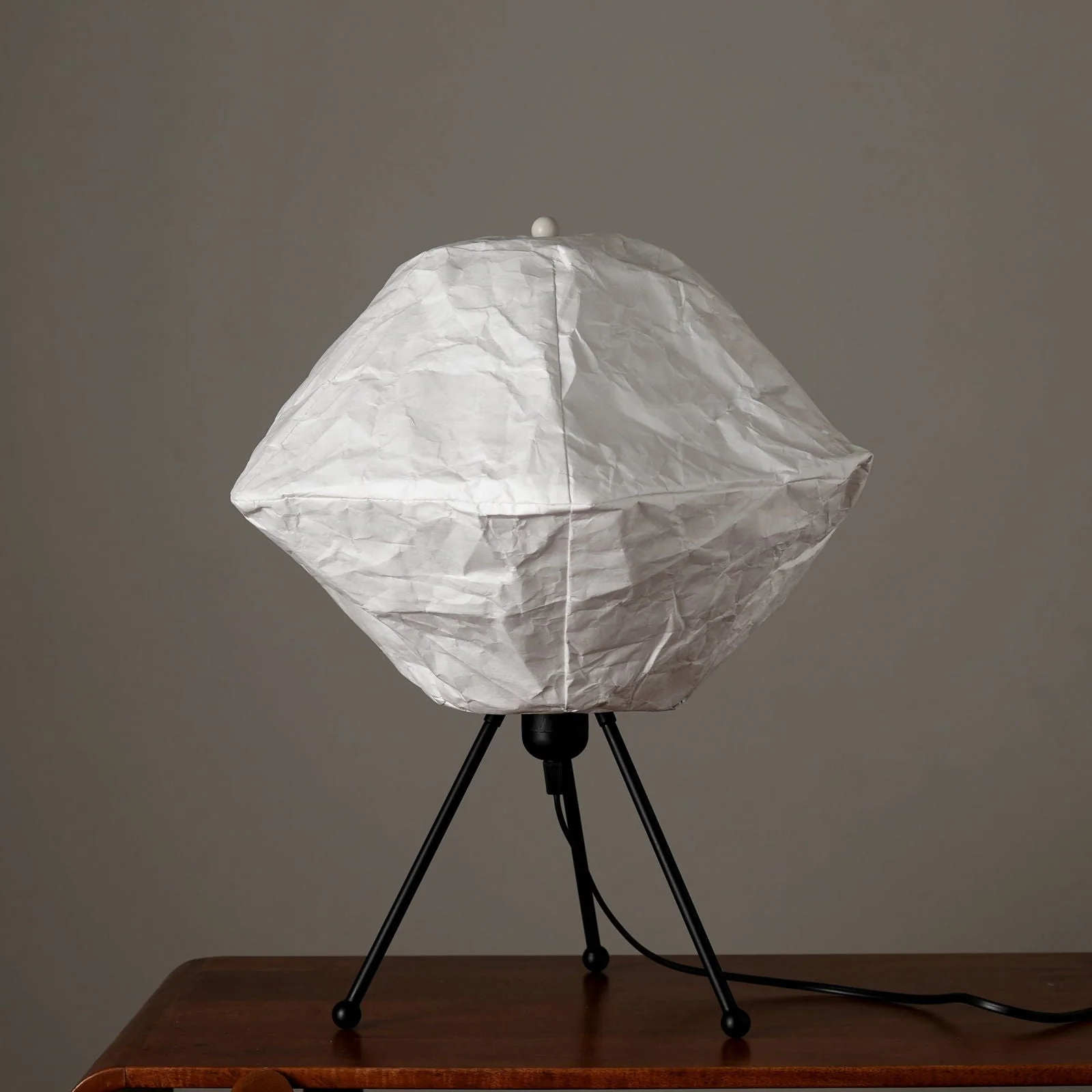 Luna Table Lamp - Modern And Scandinavian Design, Tear-Resistant Lamp Shade, Metal Tripod Legs - Image 3
