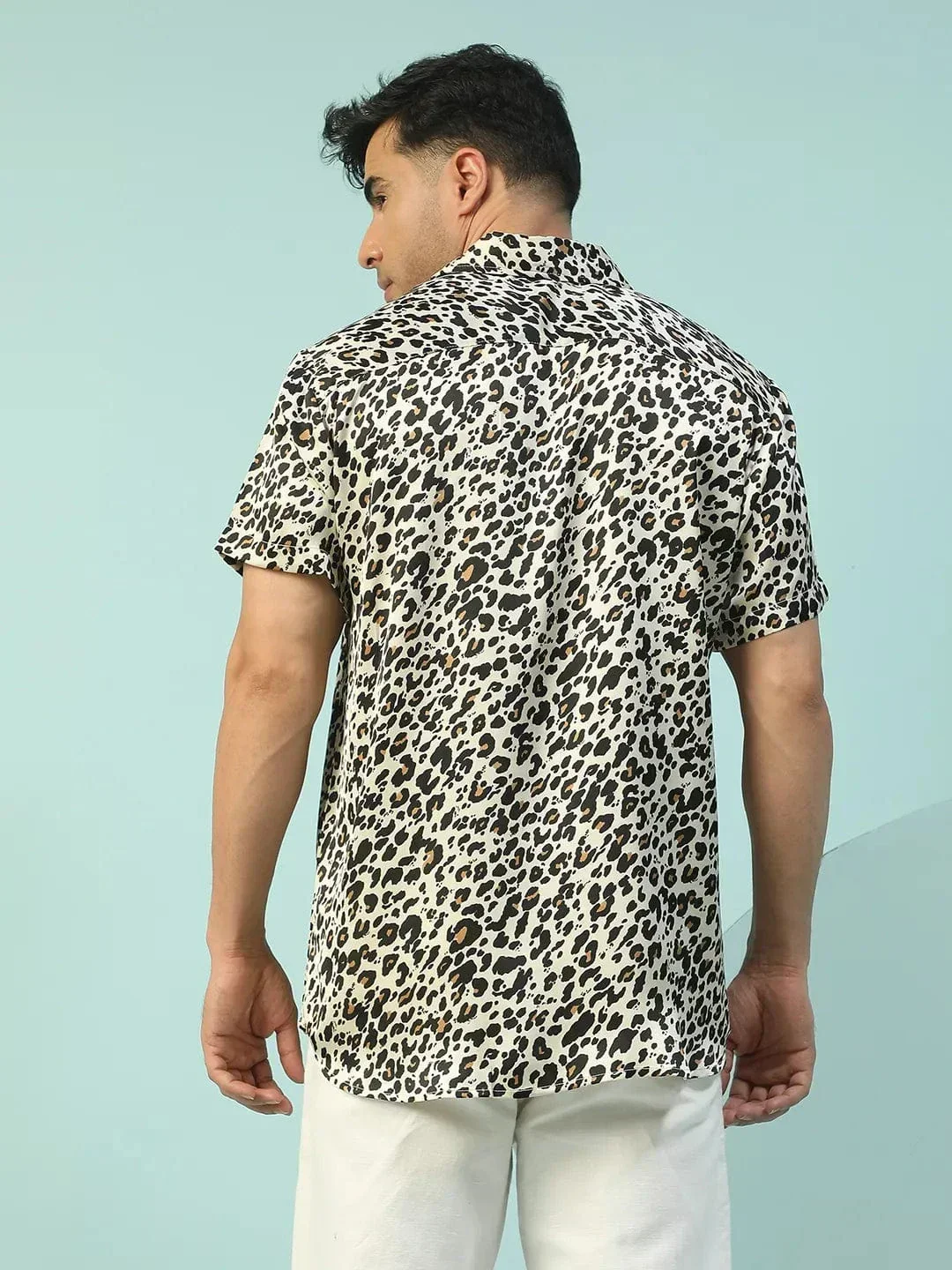 Macho Animal Print Multicolor Collared Short Sleeve Men Oversized Shirt - Image 5