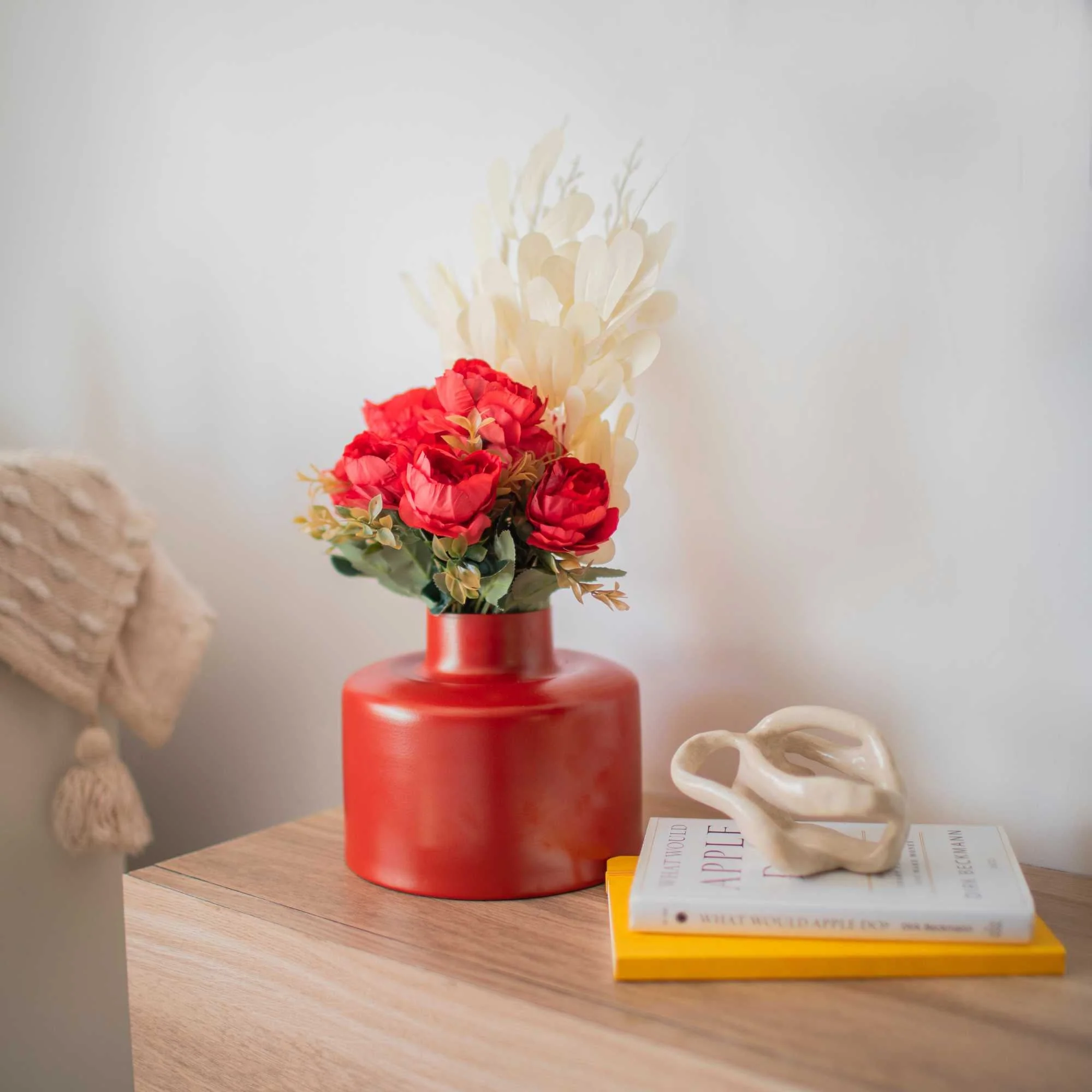 Metallic Pot Vase - Image 7
