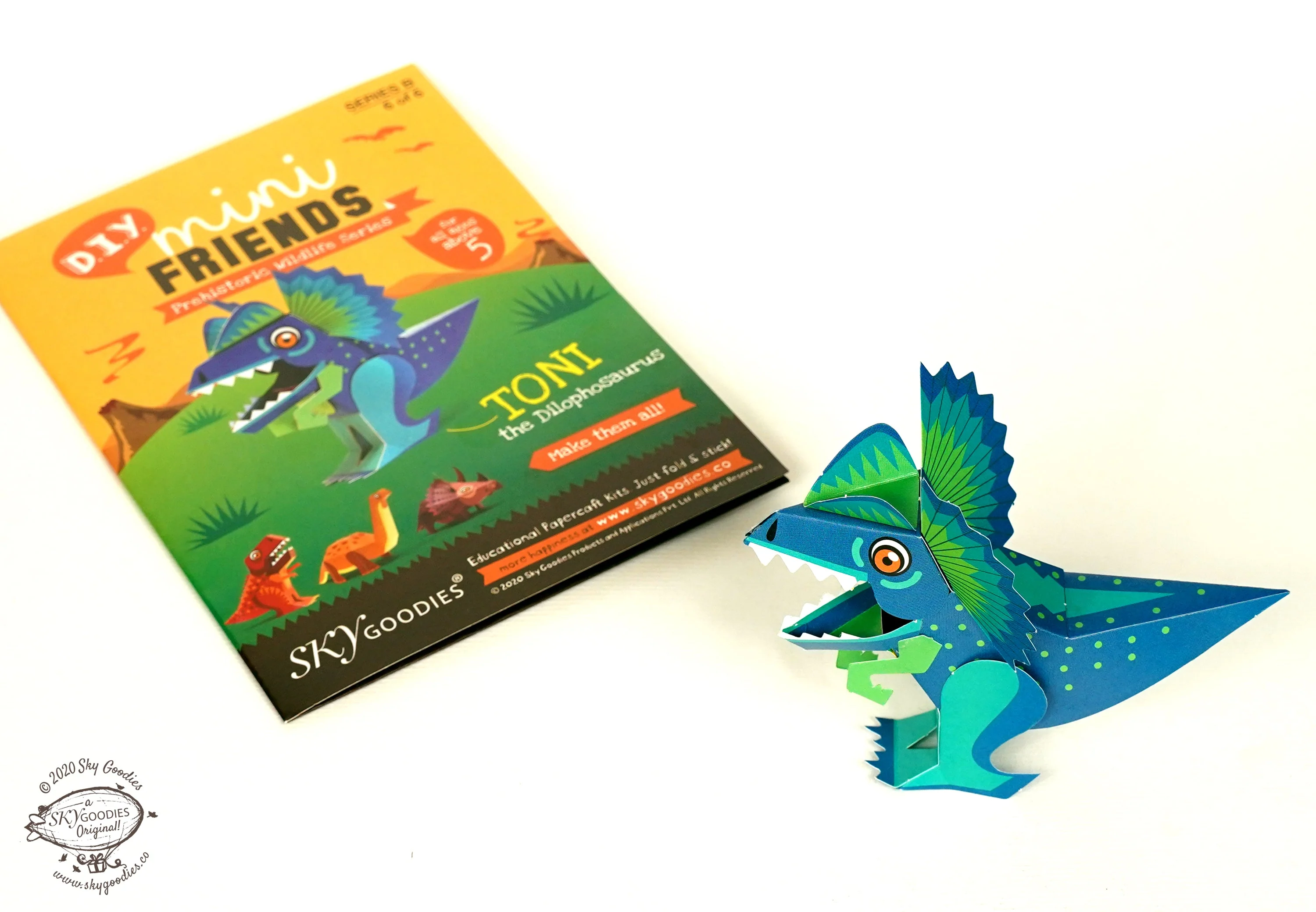 Mini Dilophosaurus DIY Dinosaur Paper Craft Kit - Image 2