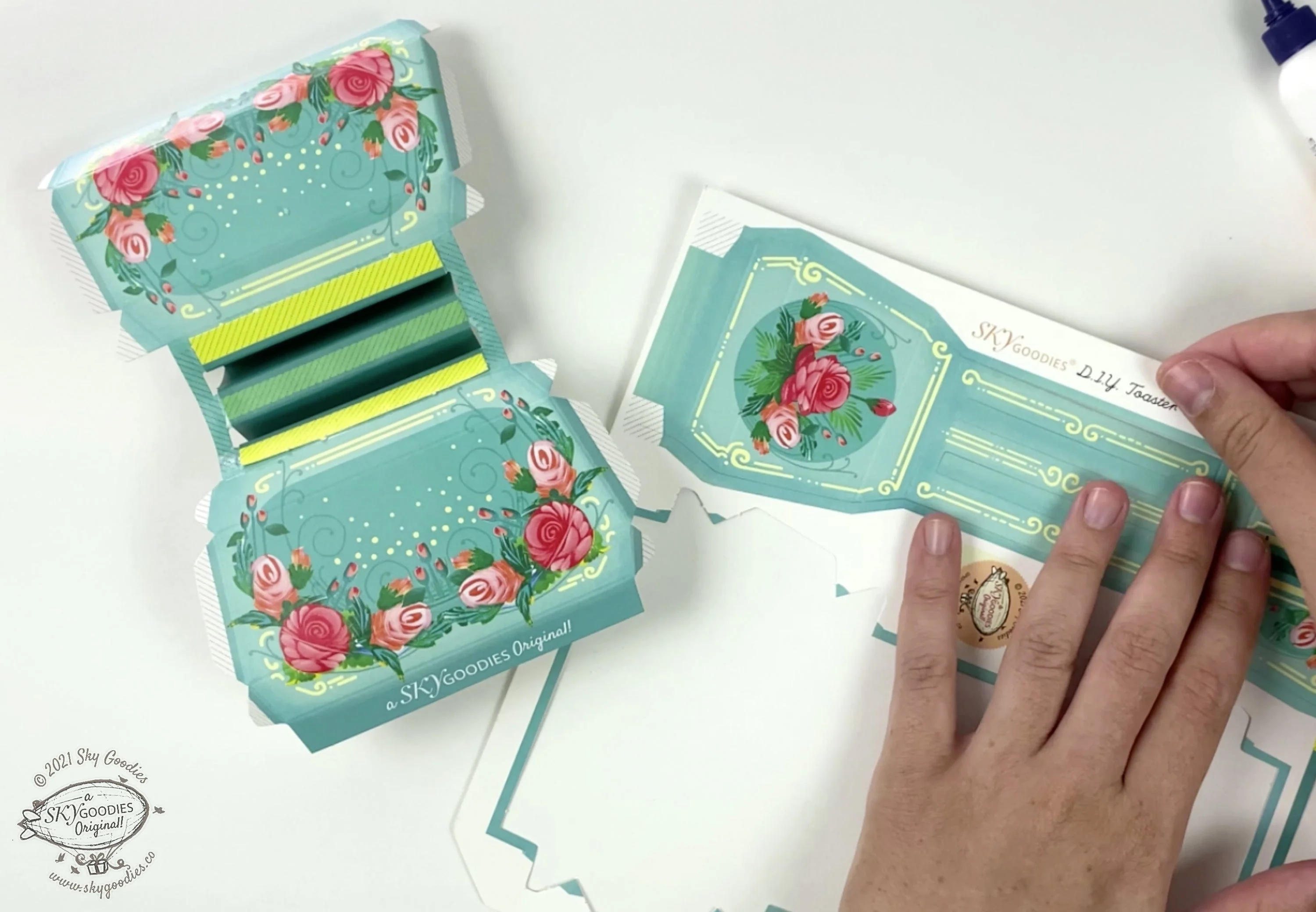 Mini Toaster Desk Calendar 2025 - DIY Paper Craft Kit - Image 8