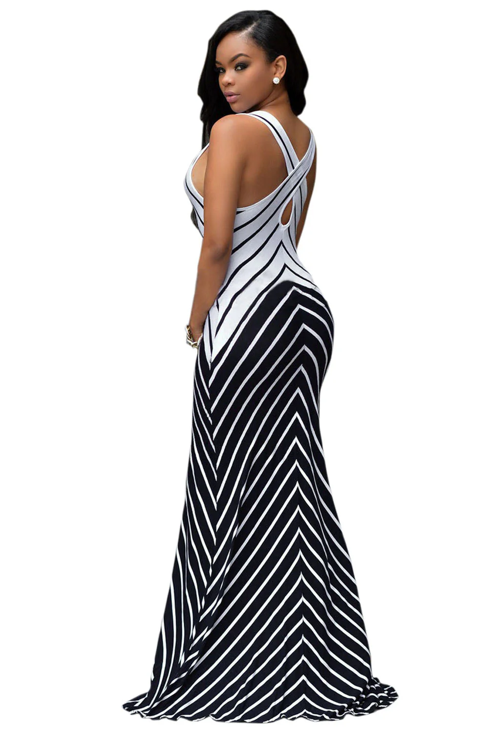 Monochrome Chevron Print Maxi Dress - Image 4