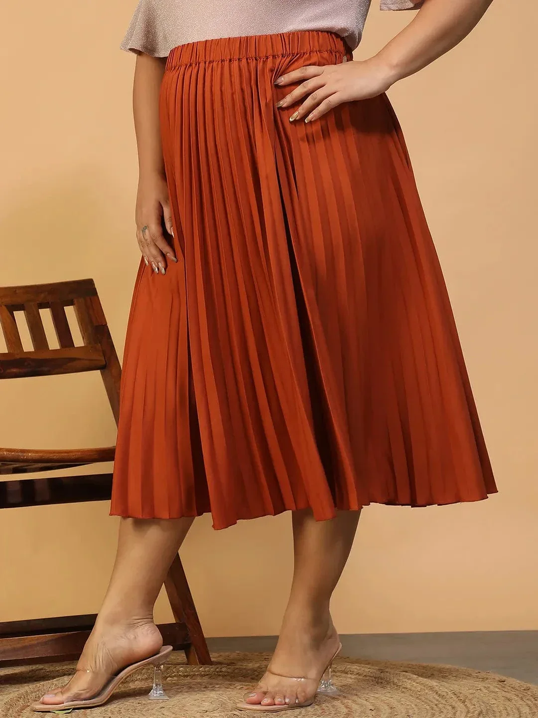 Moodcore Rust Elasticated Pleated Plus Size Women Skirt - Image 3