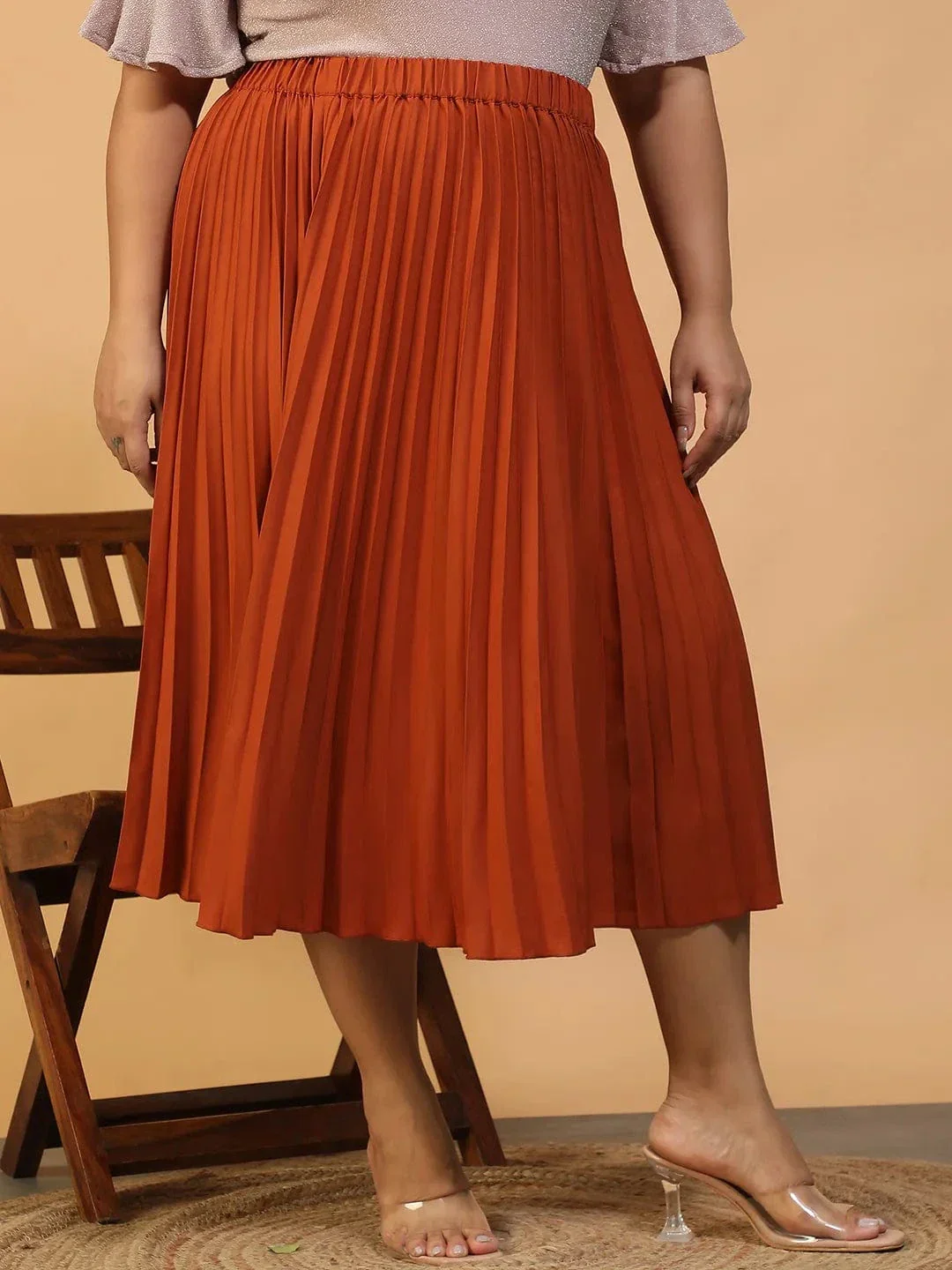 Moodcore Rust Elasticated Pleated Plus Size Women Skirt - Image 4