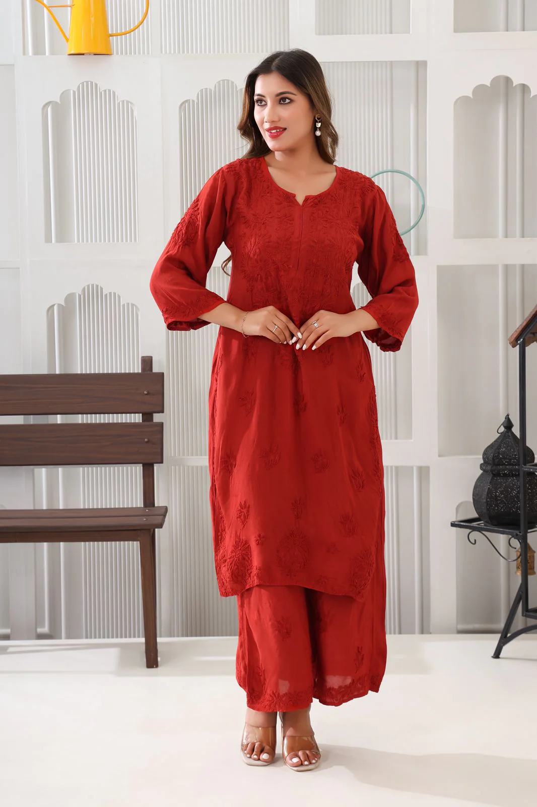 Naazakat Authentic Lucknowi Kurta Set - Image 4