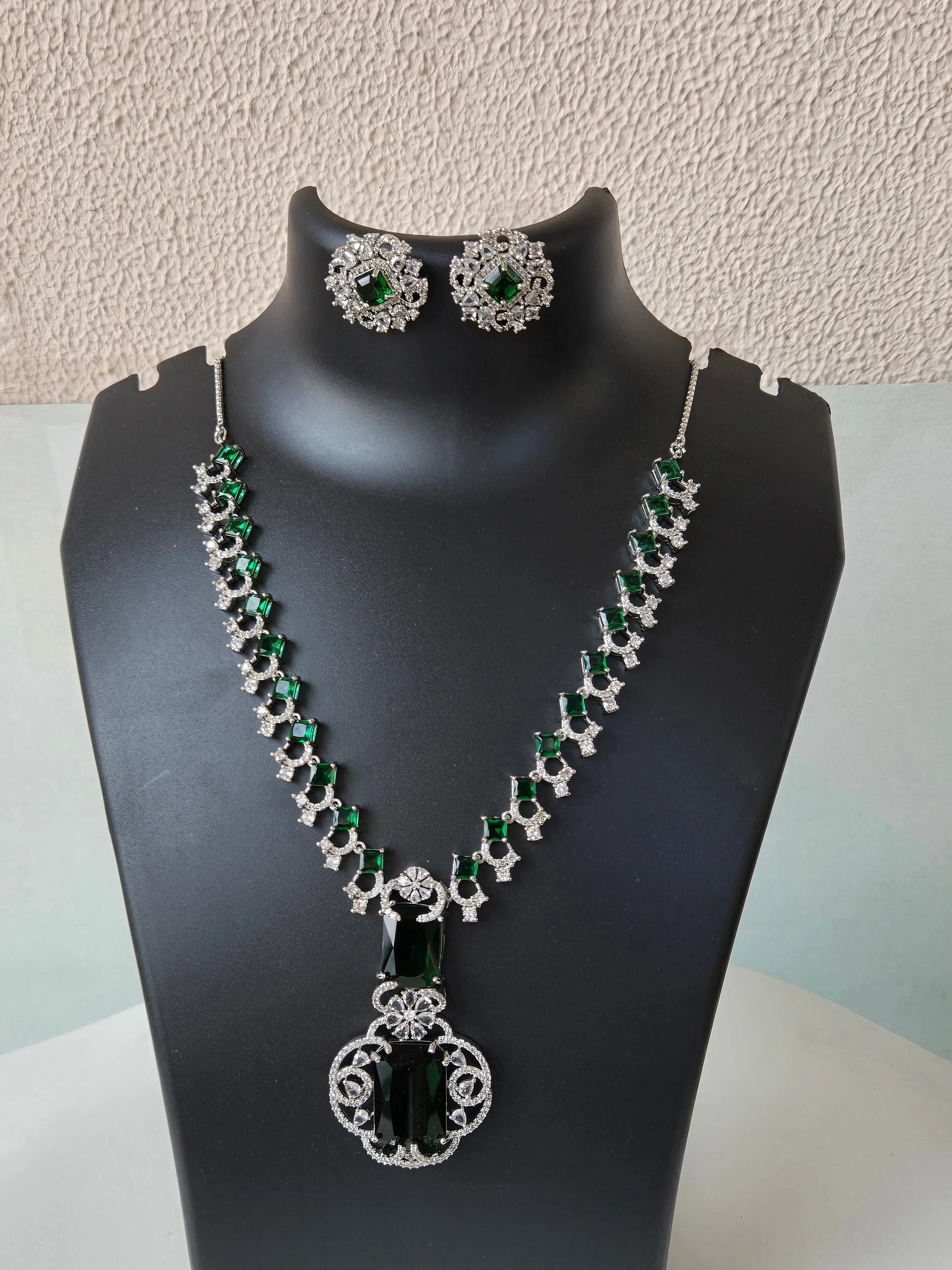 Nita Ambani Inspired Designer Necklace Set - Green - Image 2