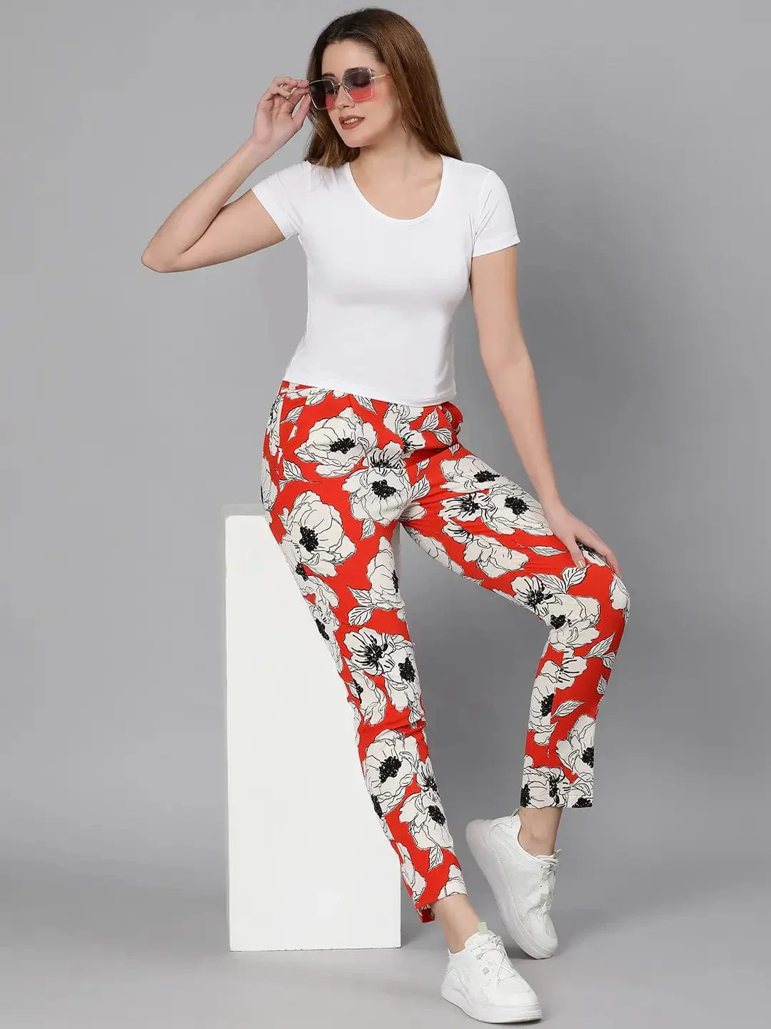 Oscar Red Floral Print Elasticated Women Pant - Image 8