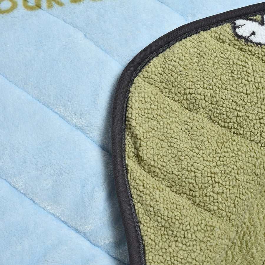 Peanuts™ Knitted Nap Quilt - Image 7