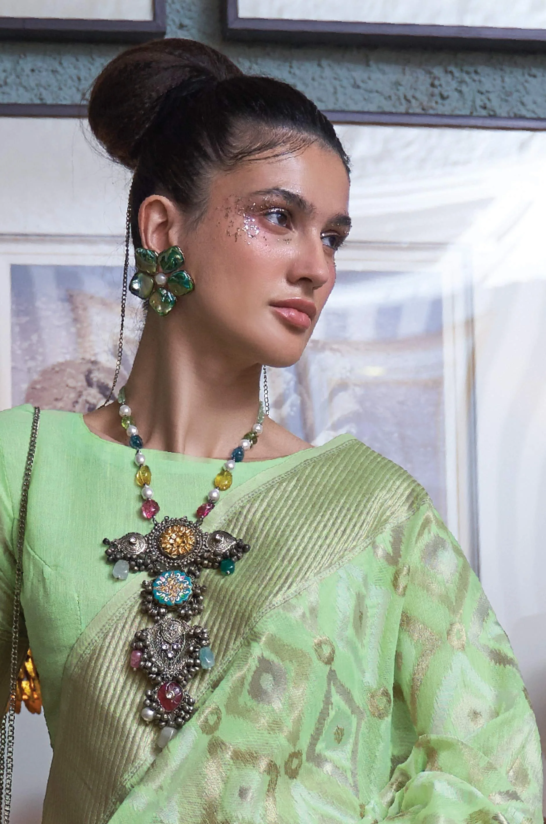 Pista Green Woven Linen Saree - Image 4