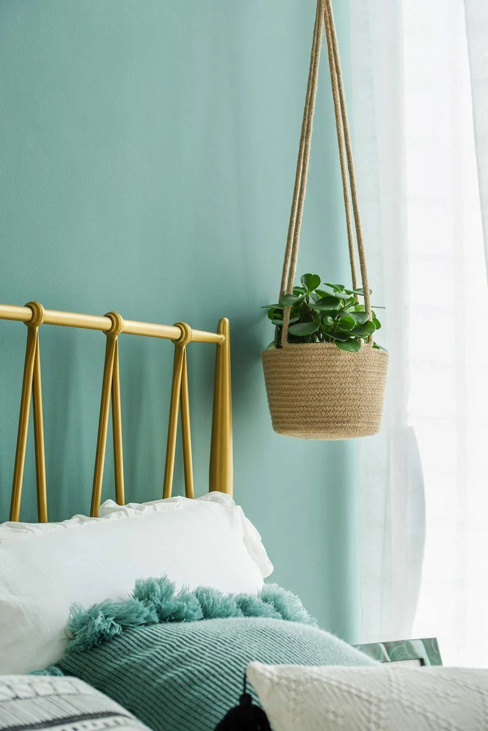 Planter Basket With Long Hanging Rope - Image 4