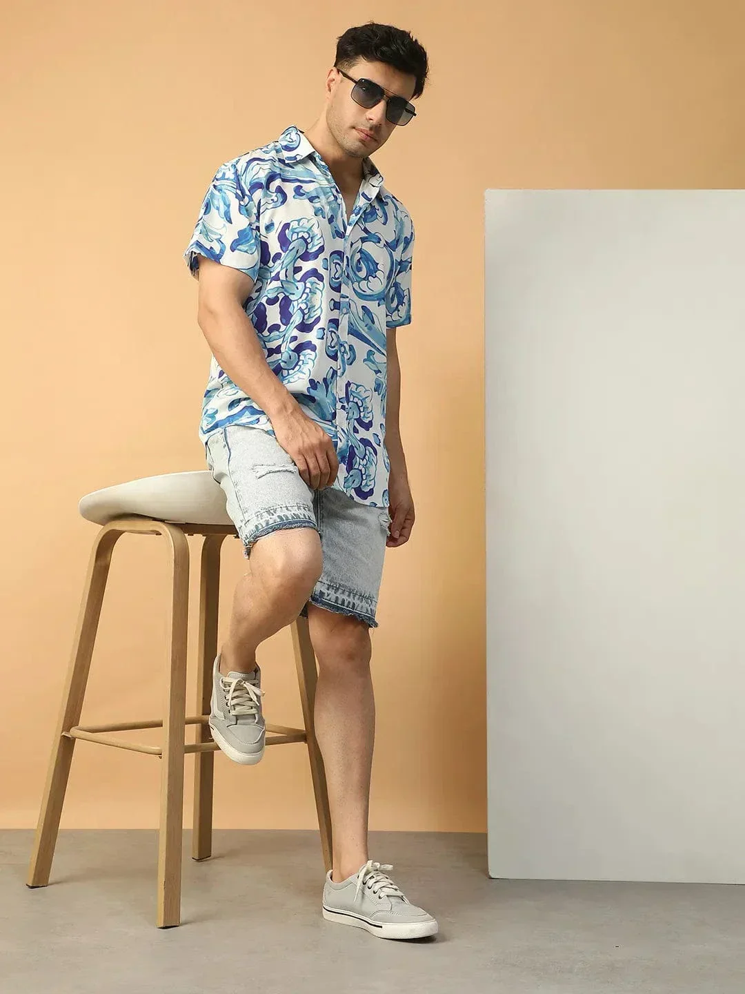 Player Blue Abstract Print Collared Short Sleeve Men Oversized Shirt - Image 8