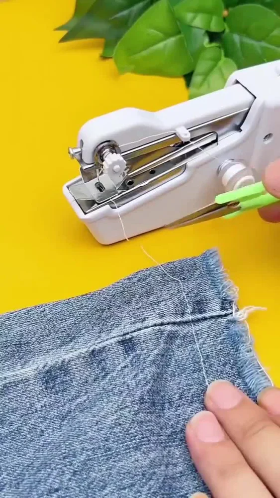 Portable Sewing Machine - Image 3