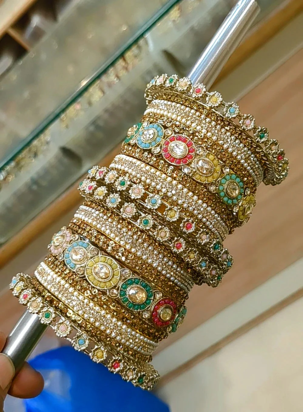 PREUMIUM QUALITY MULTY BANGLES SET - Image 2