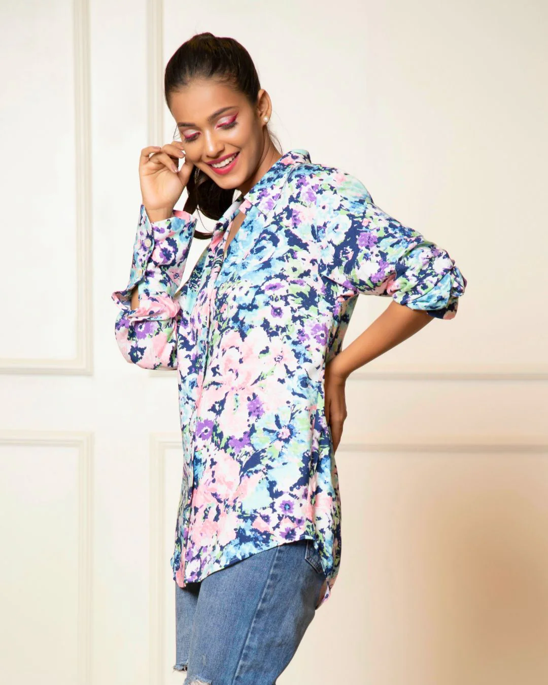Printed Long Sleeves Cuffed Cotton Shirt - Image 5