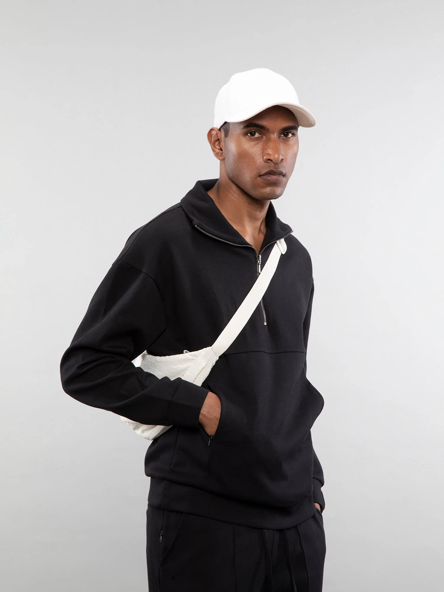 Quarter-zip sweatshirt - Image 15