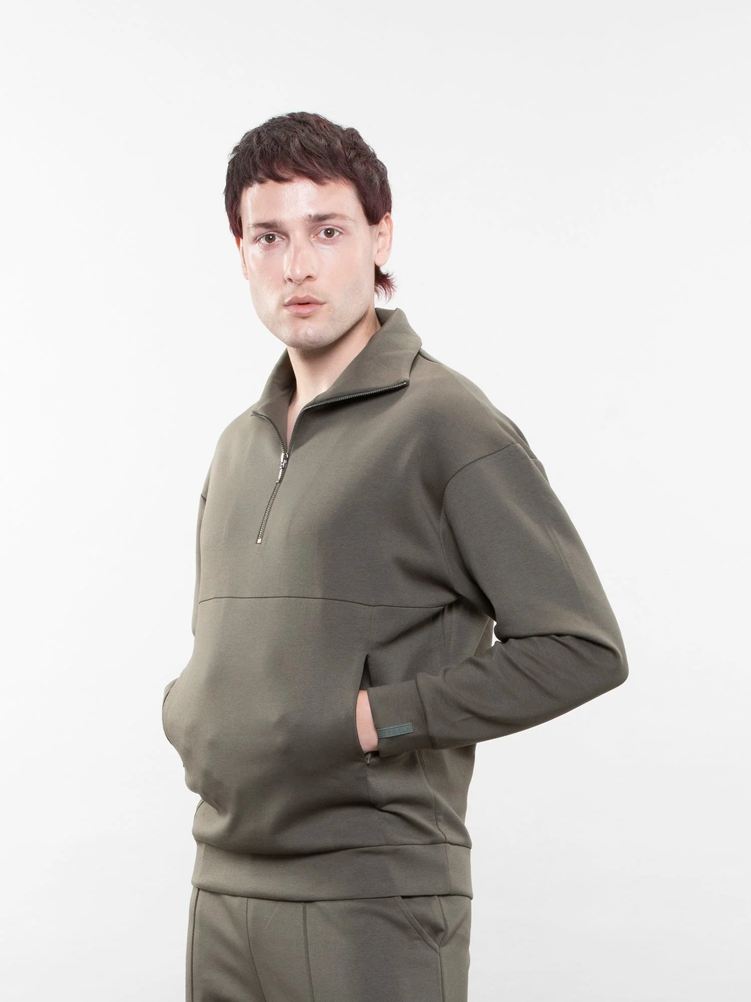 Quarter-zip sweatshirt - Image 13