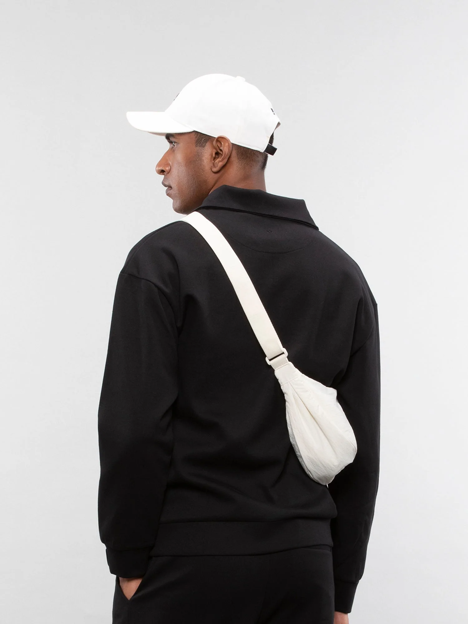 Quarter-zip sweatshirt - Image 37