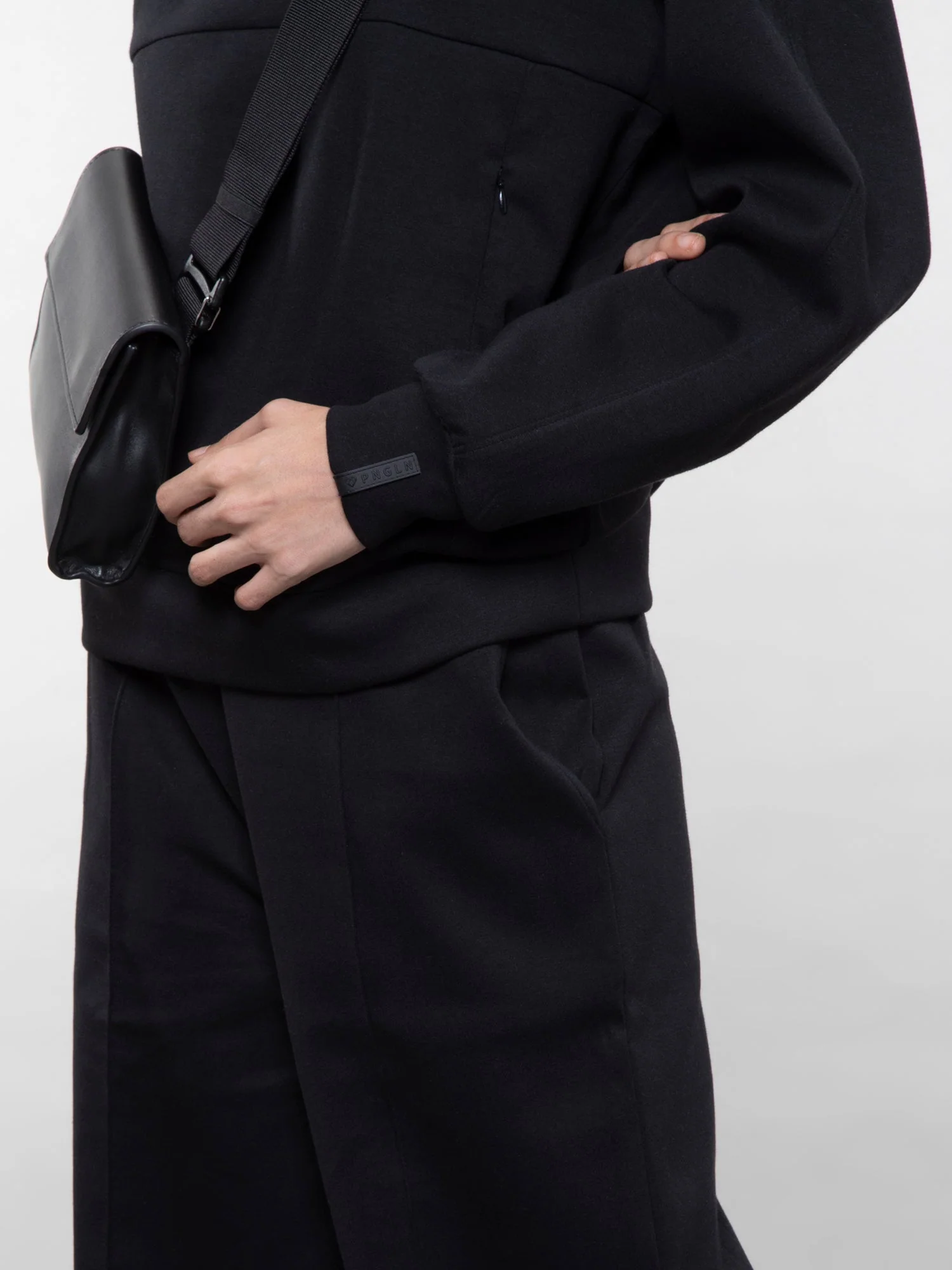 Quarter-zip sweatshirt - Image 10