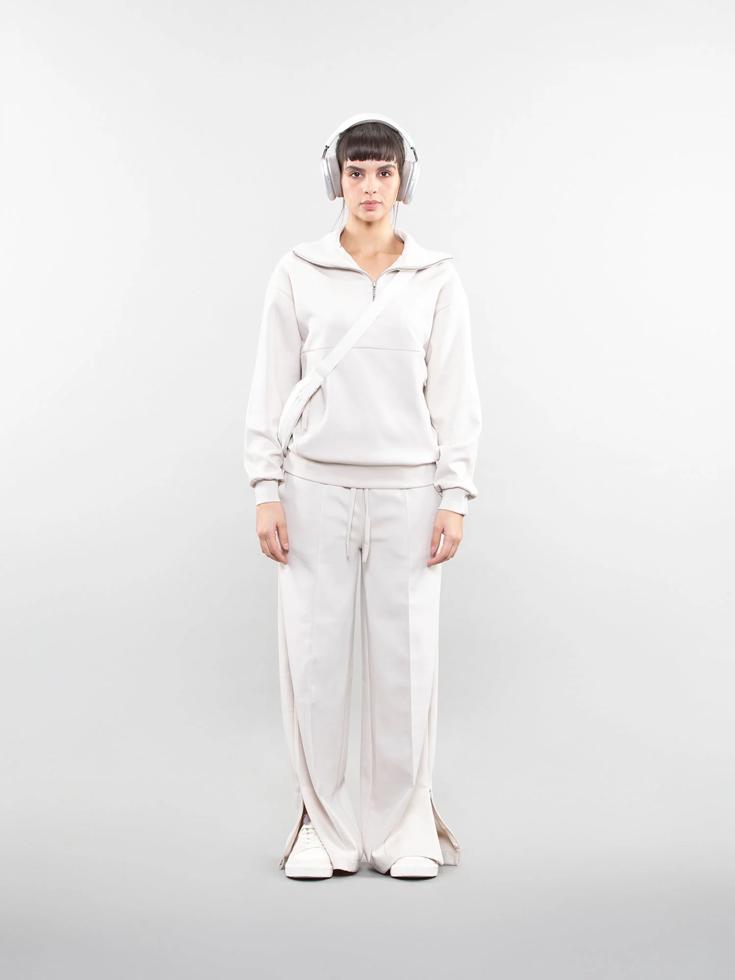 Quarter-zip sweatshirt - Image 15