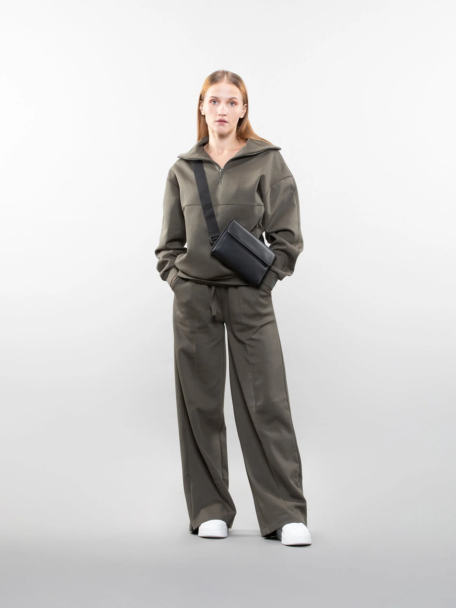 Quarter-zip sweatshirt - Image 25