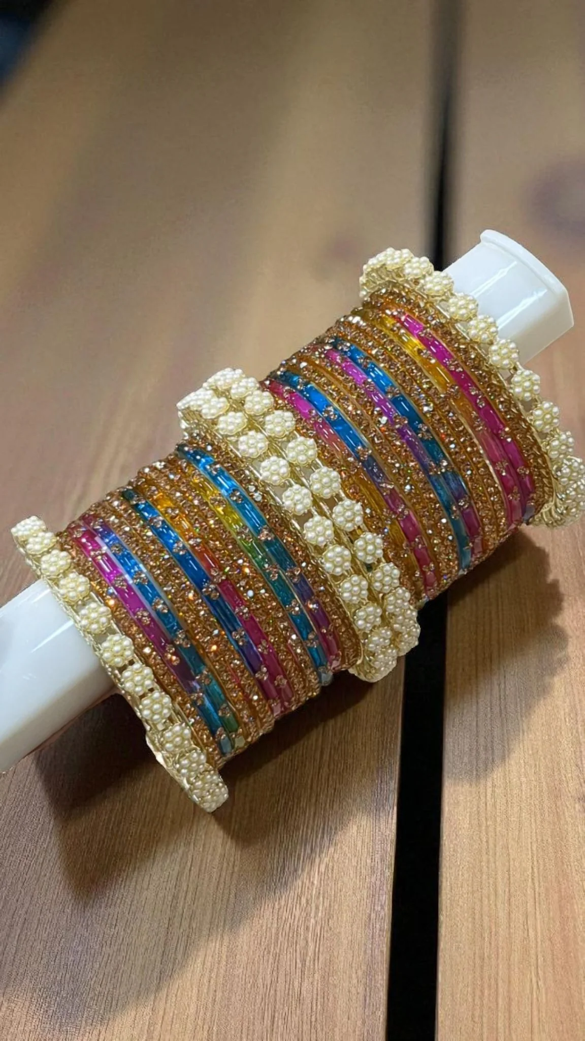 RAINDROP PRO GLASS BANGLES SET - Image 5
