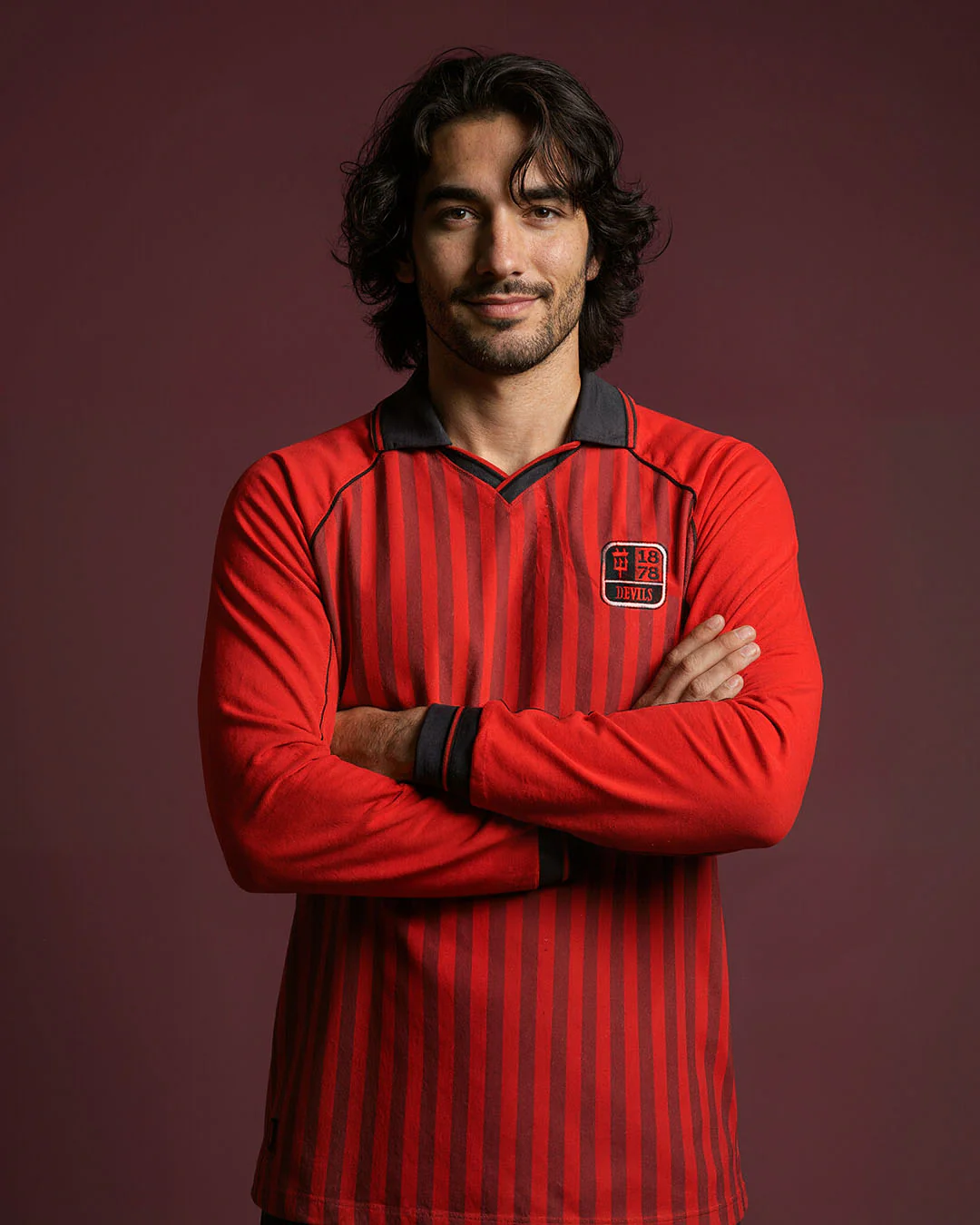 Red Devils Vintage Full-Sleeves - Image 11