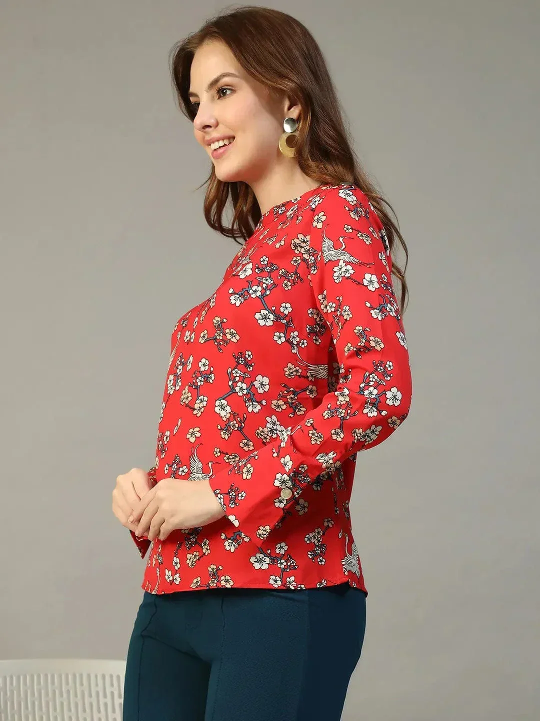 Red Floral Women Top - Long Sleeve Round Neck Printed Blouse For Casual Wear - Image 3